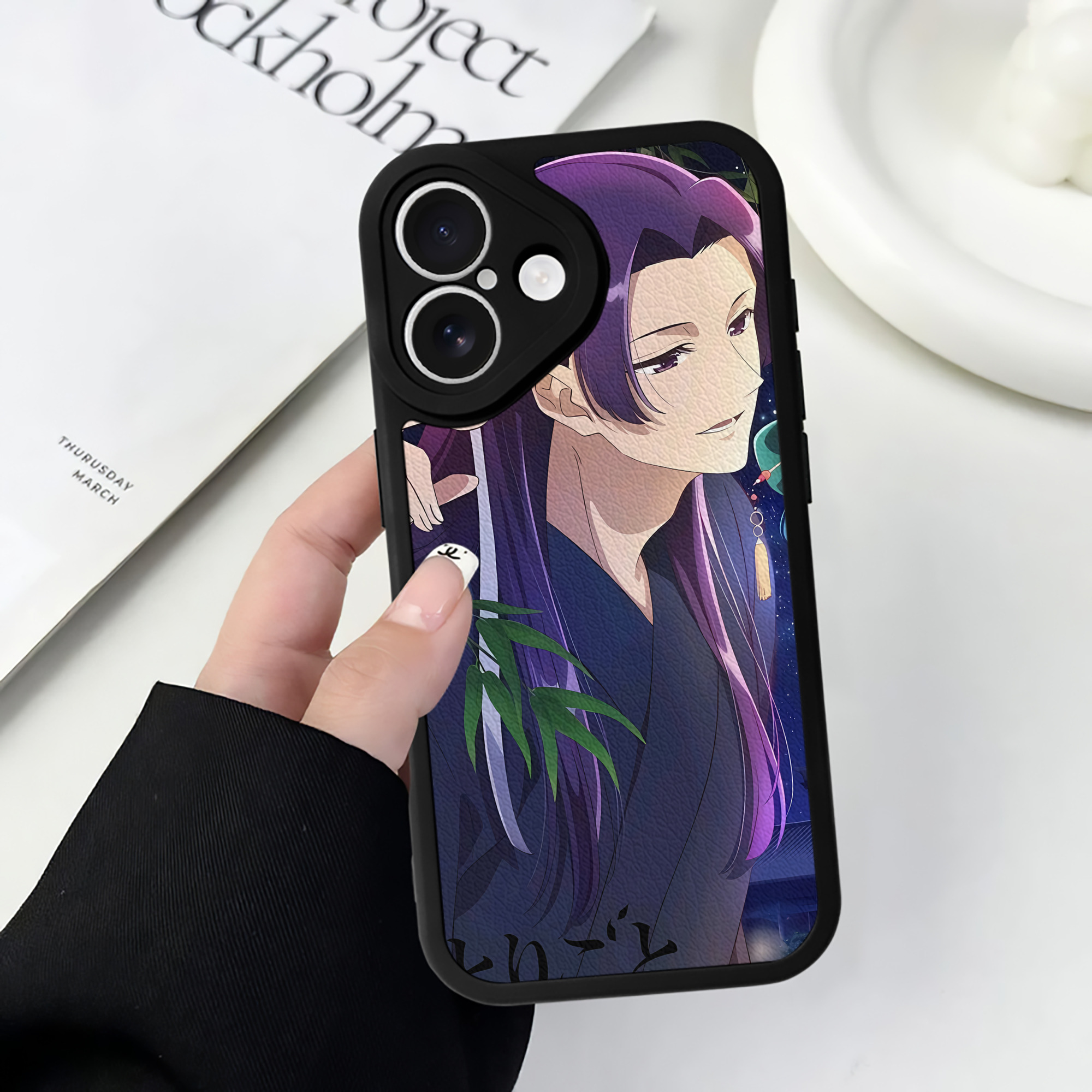 薬屋のひとりごと The Apothecary Diaries 【iPhone 16シリーズ対応】シリコンスマホケース（レザー調） 材質：シリコン